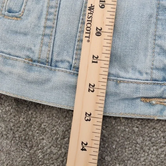 BLUENOTES boyfriend fit light blue embroidered denim jacket oversized XS - Picture 5 of 10